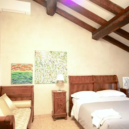 فندق مبيت وإفطار Casa Del Pittore 3*